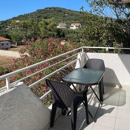 Hotel Villa Mantalena Аликанас Екстериор снимка