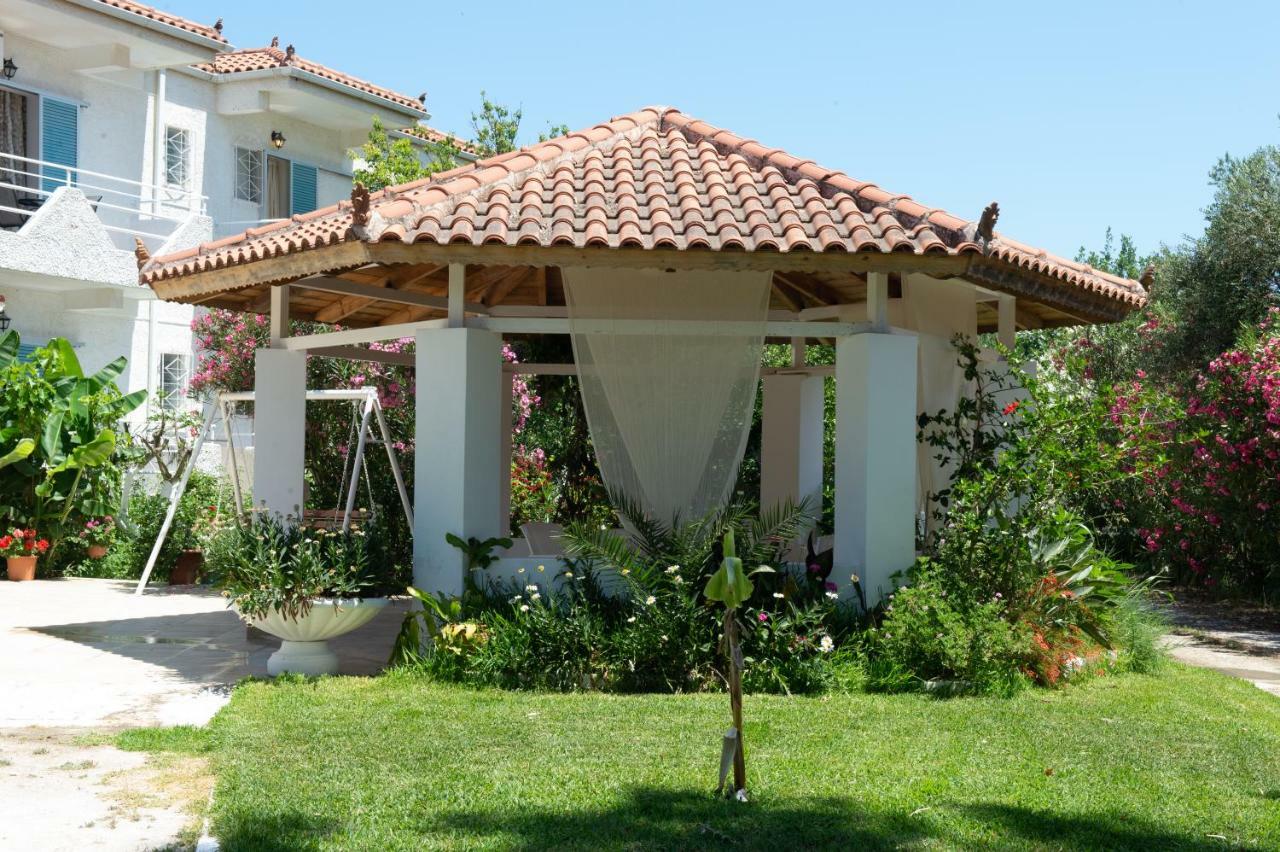 Hotel Villa Mantalena Аликанас Екстериор снимка